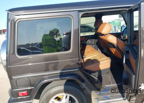 2003 Mercedes-Benz G 500 from USA, damaged, VIN WDCYR49E93X141945